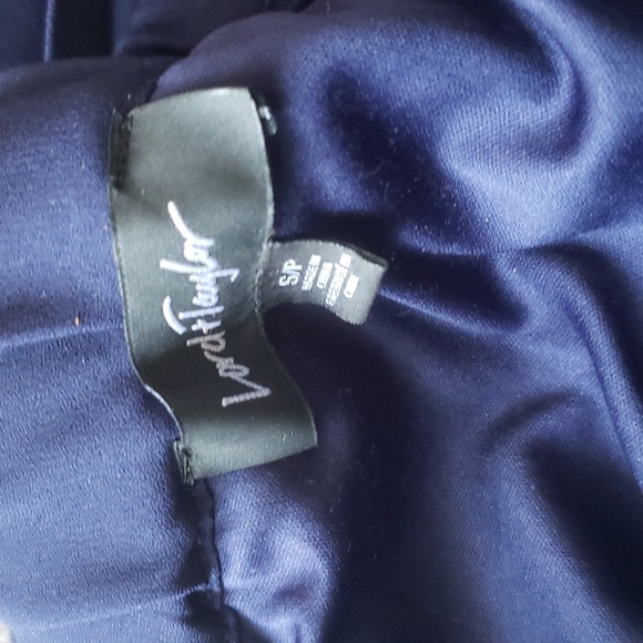 Lord & Taylor Classic Navy Skirt Small - Picture 4 of 5